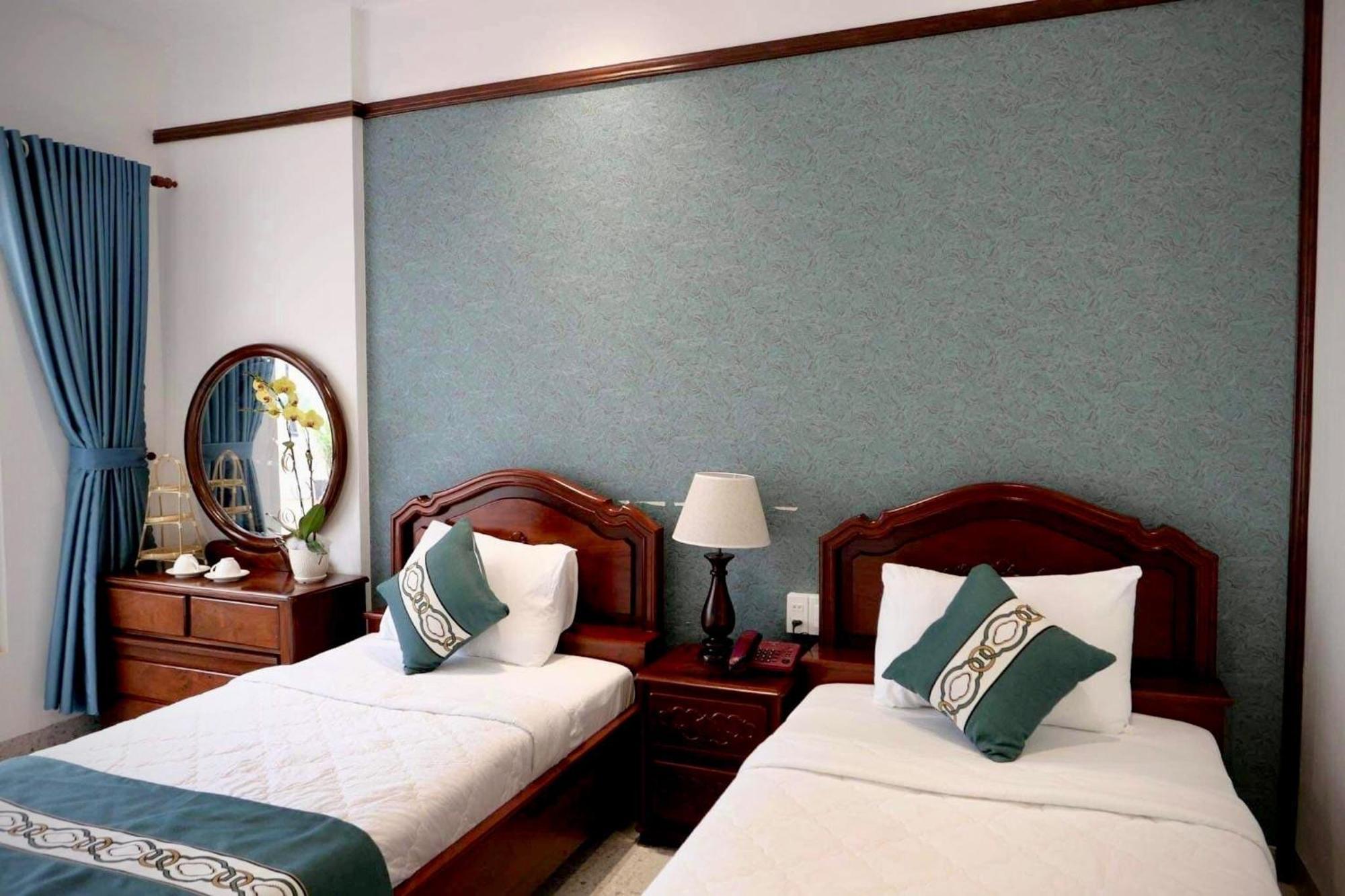 Chuong Duong Hotel Mỹ Tho Exterior foto